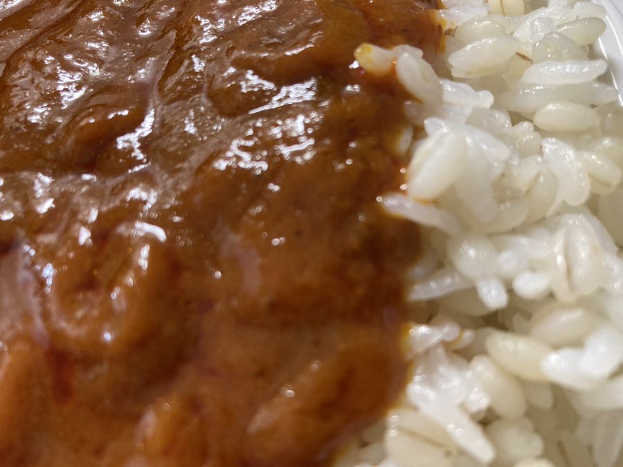 いなばの完熟トマトカレーともち麦ご飯